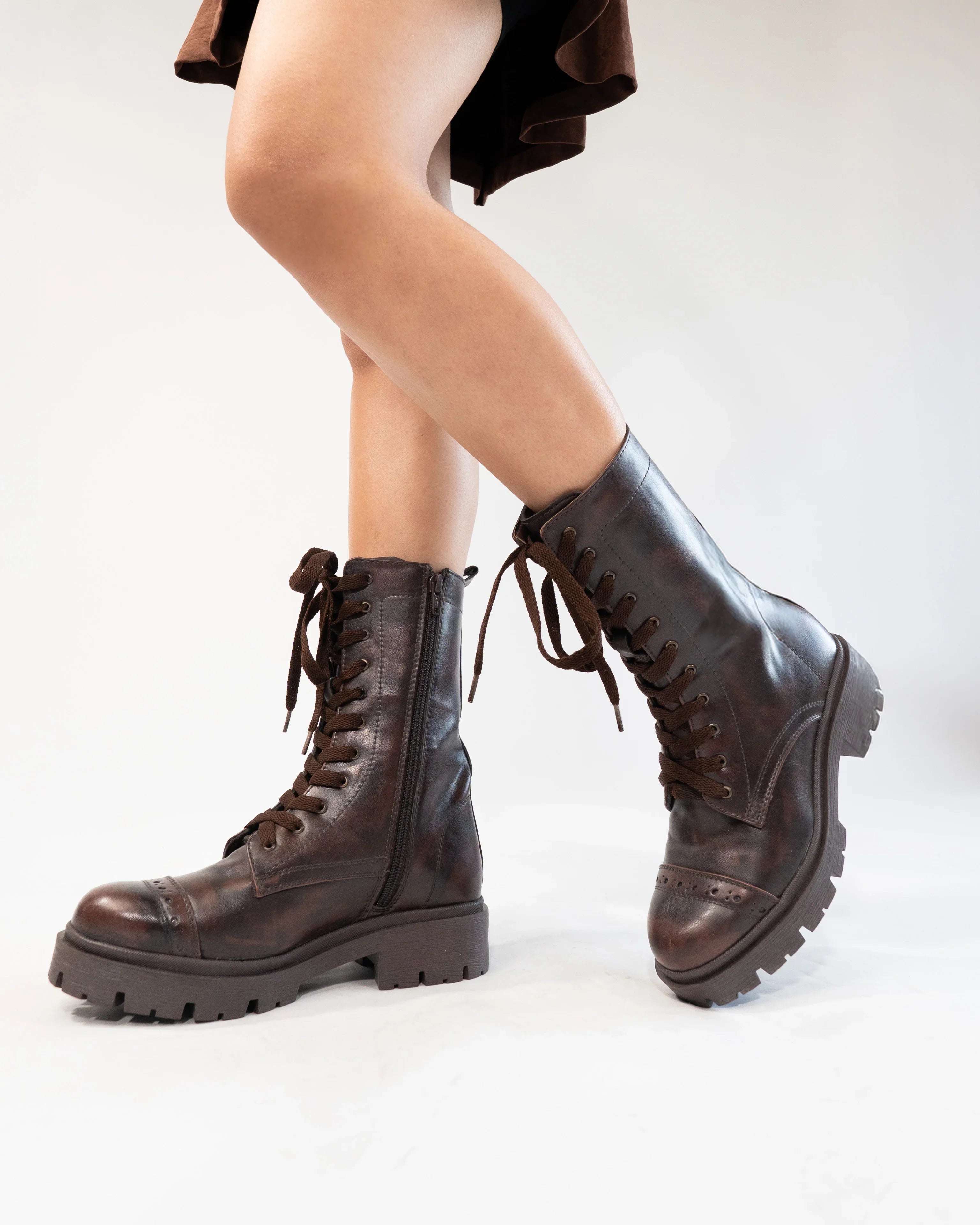 Women's Cross-tied Zippers Low Heel Brown Boots