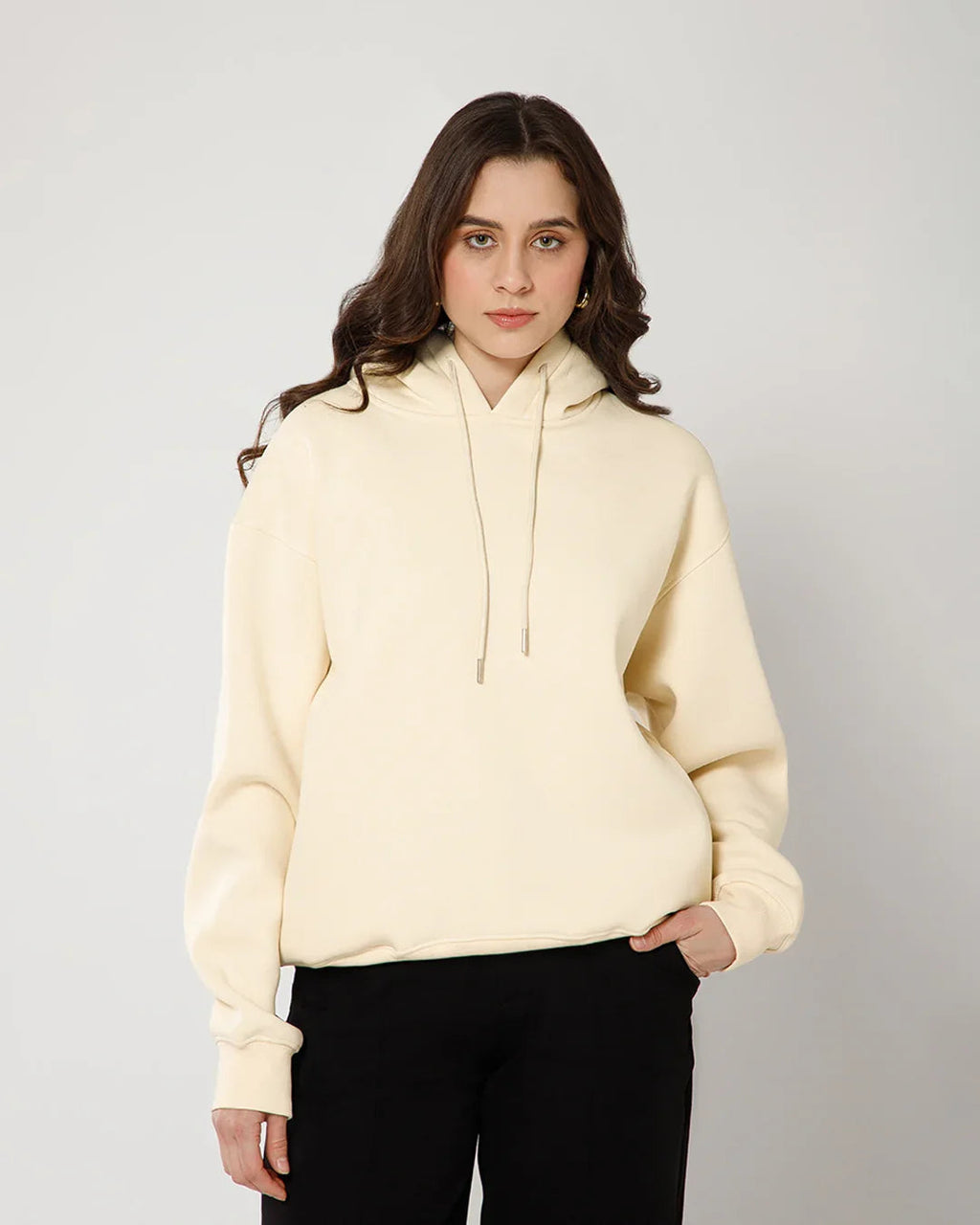 Womens Solid Drawstring Full Sleeve Hoodie in Cream