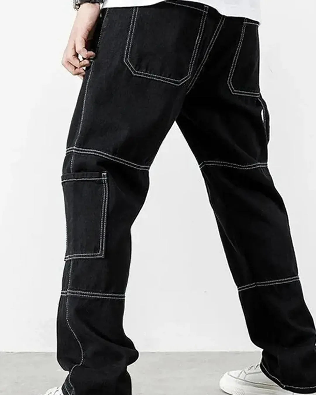 Men Contrast Stich Multiple Pockets Baggy Cargo In Black