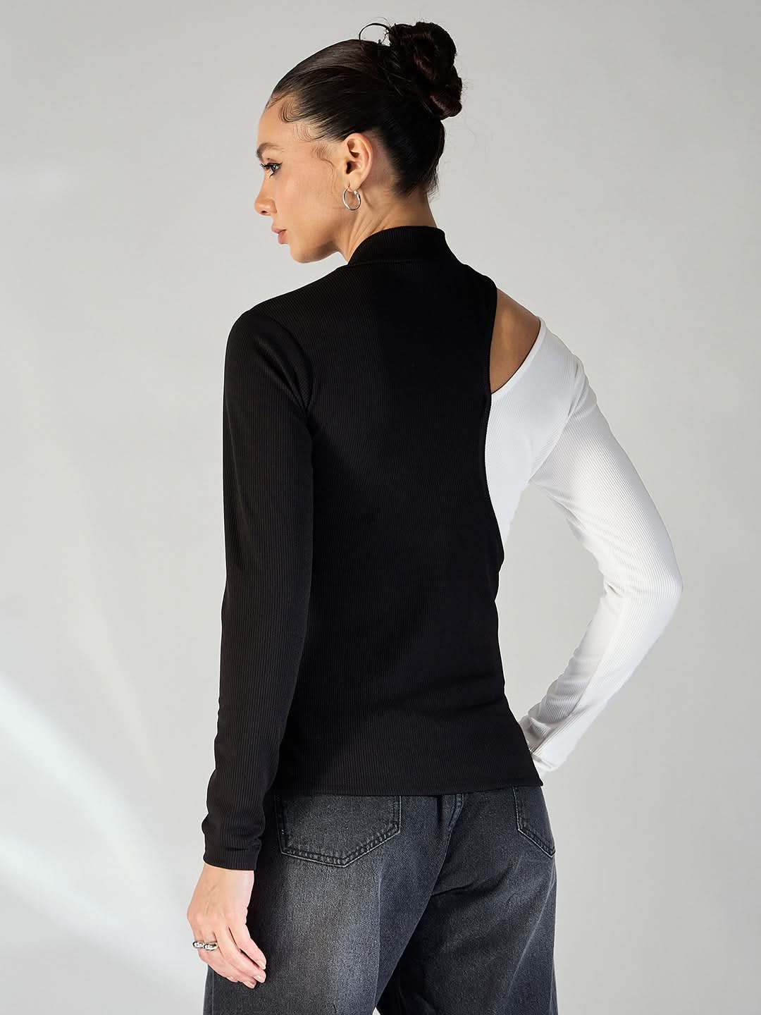 Stretchable Dual Tone Cutout Top
