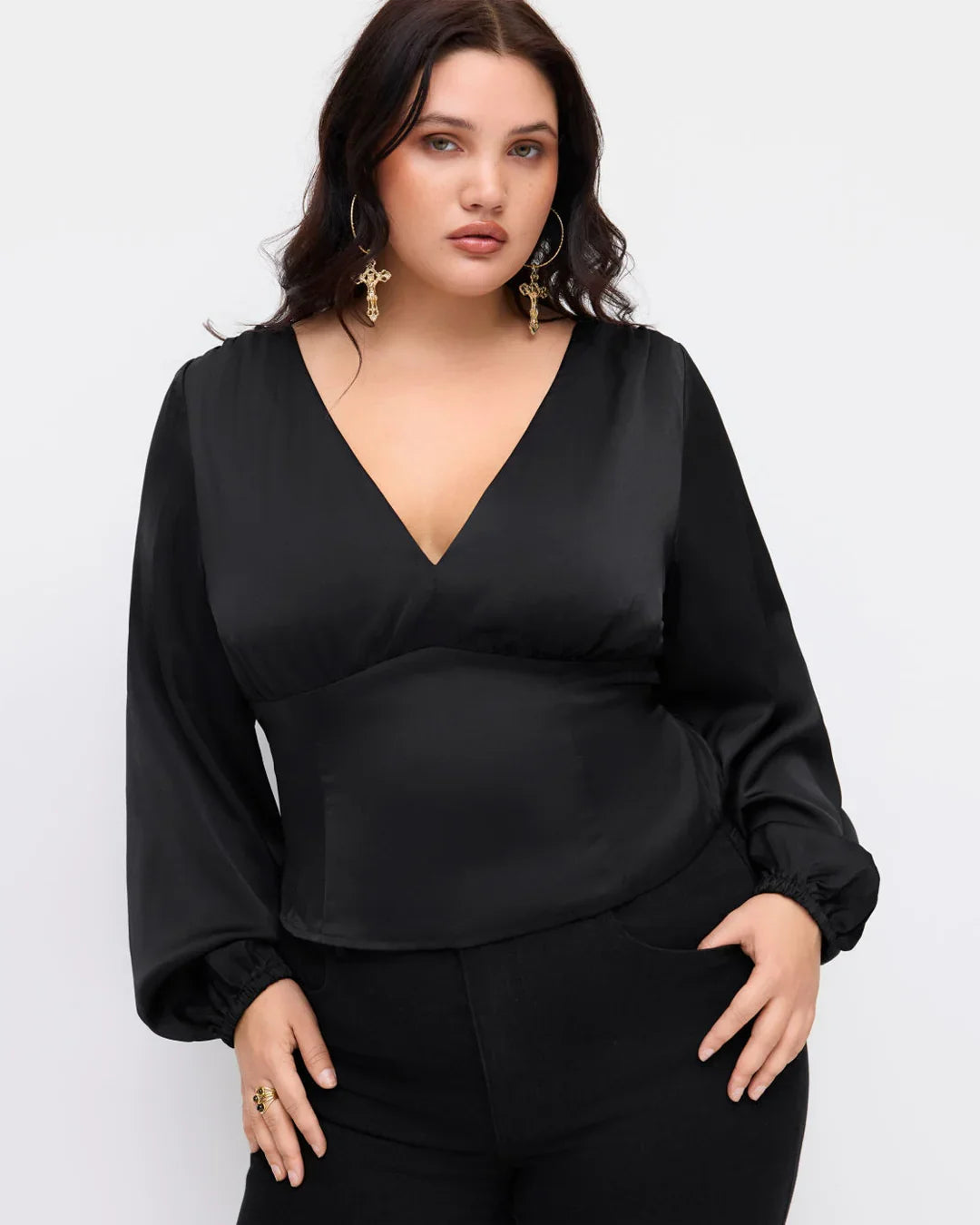 Satin V-neck Tie Back Long Sleeve Top Curve & Plus in Black