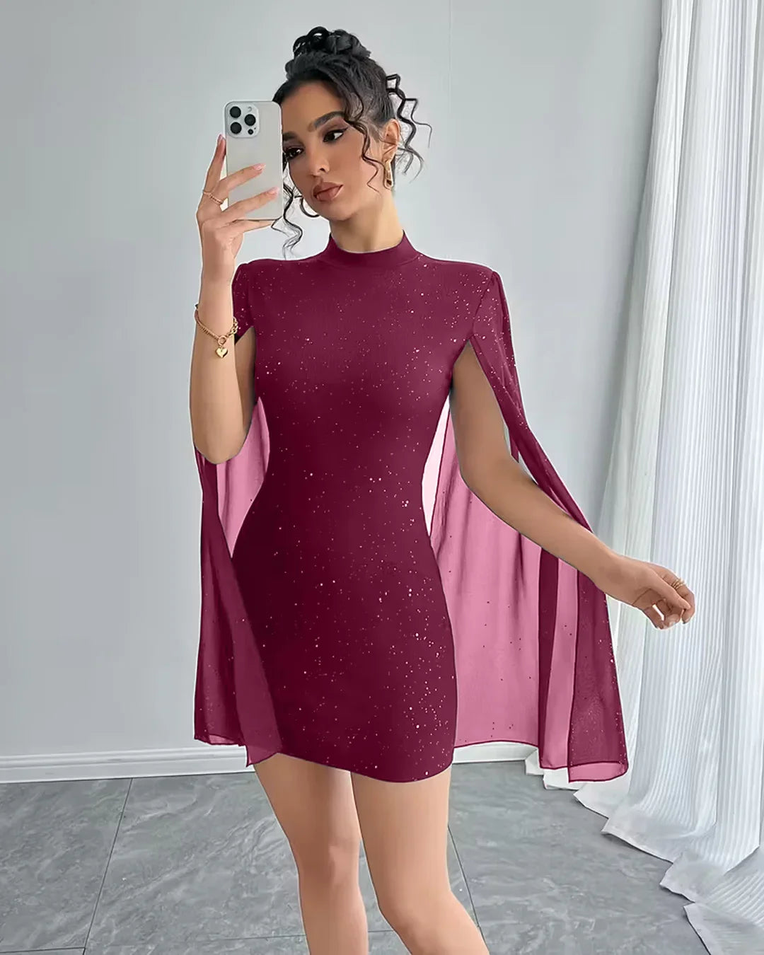Bodycon Mini Dress Crew Neck Lantern Sleeves in Maroon