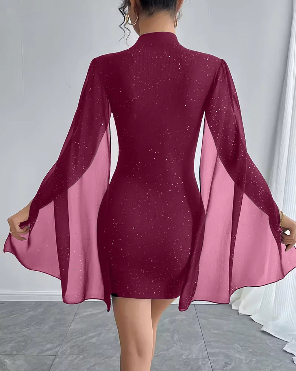 Bodycon Mini Dress Crew Neck Lantern Sleeves in Maroon