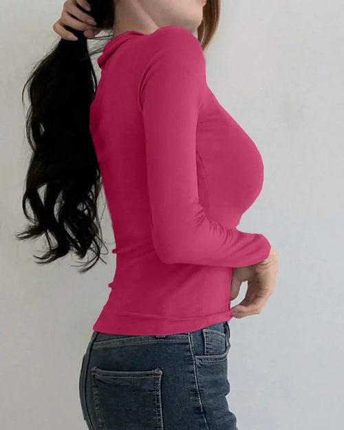 Collared V-Neck Slim Fit Solid Full Sleeve Crop Top in Ruby