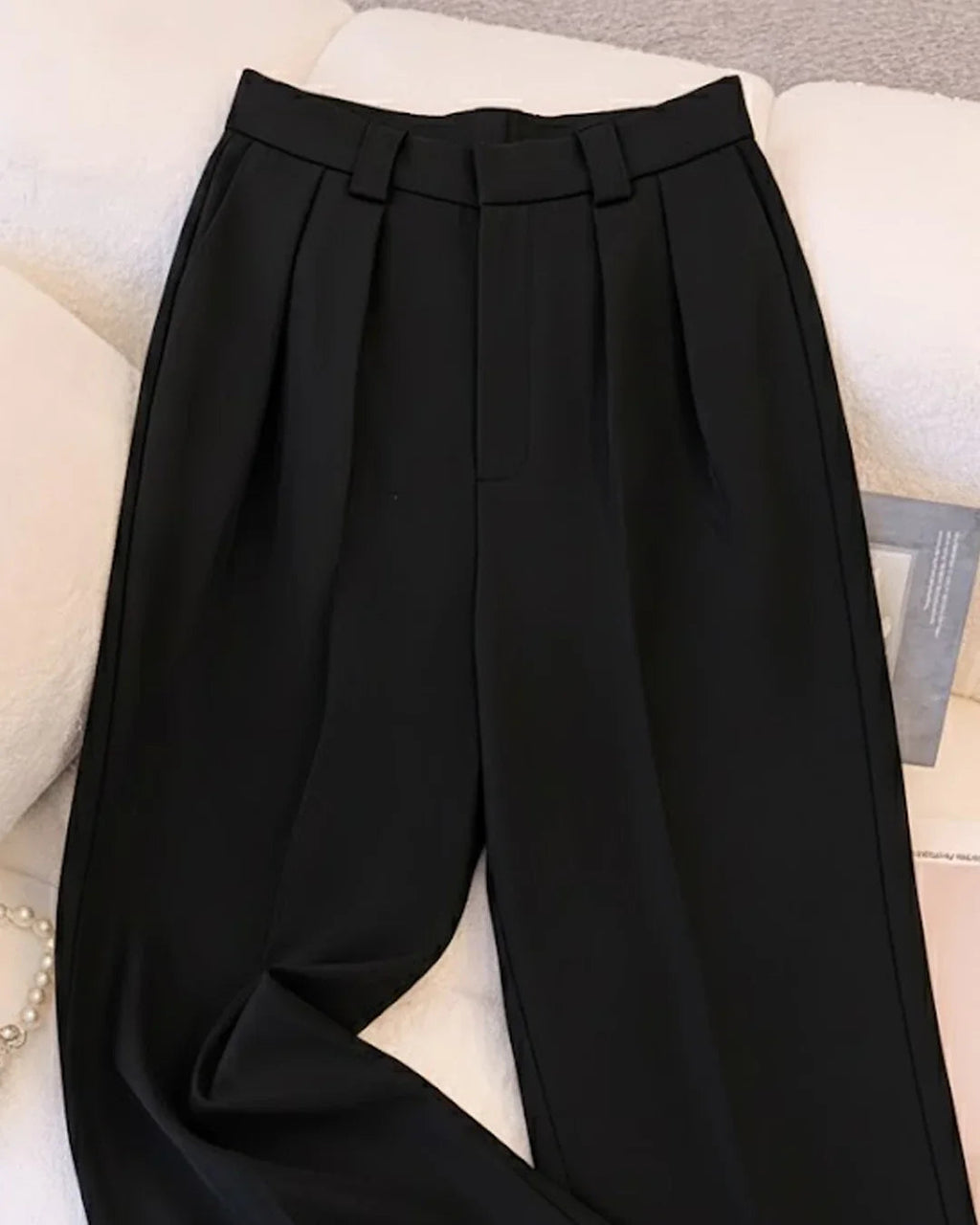 High-Waisted Wide-Leg Tailored Trousers in Black