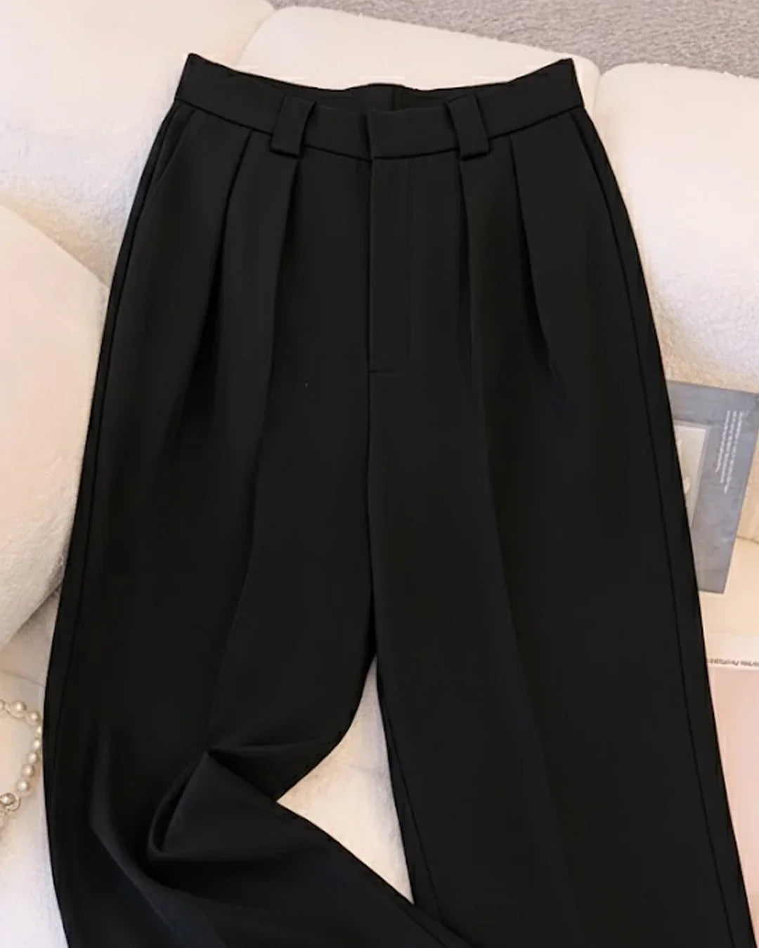 High-Waisted Wide-Leg Tailored Trousers in Black