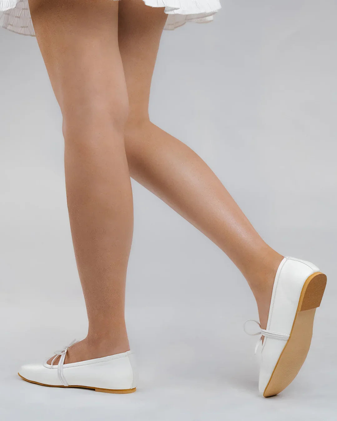 Round Toe Mary Jane Ballet Flats in White