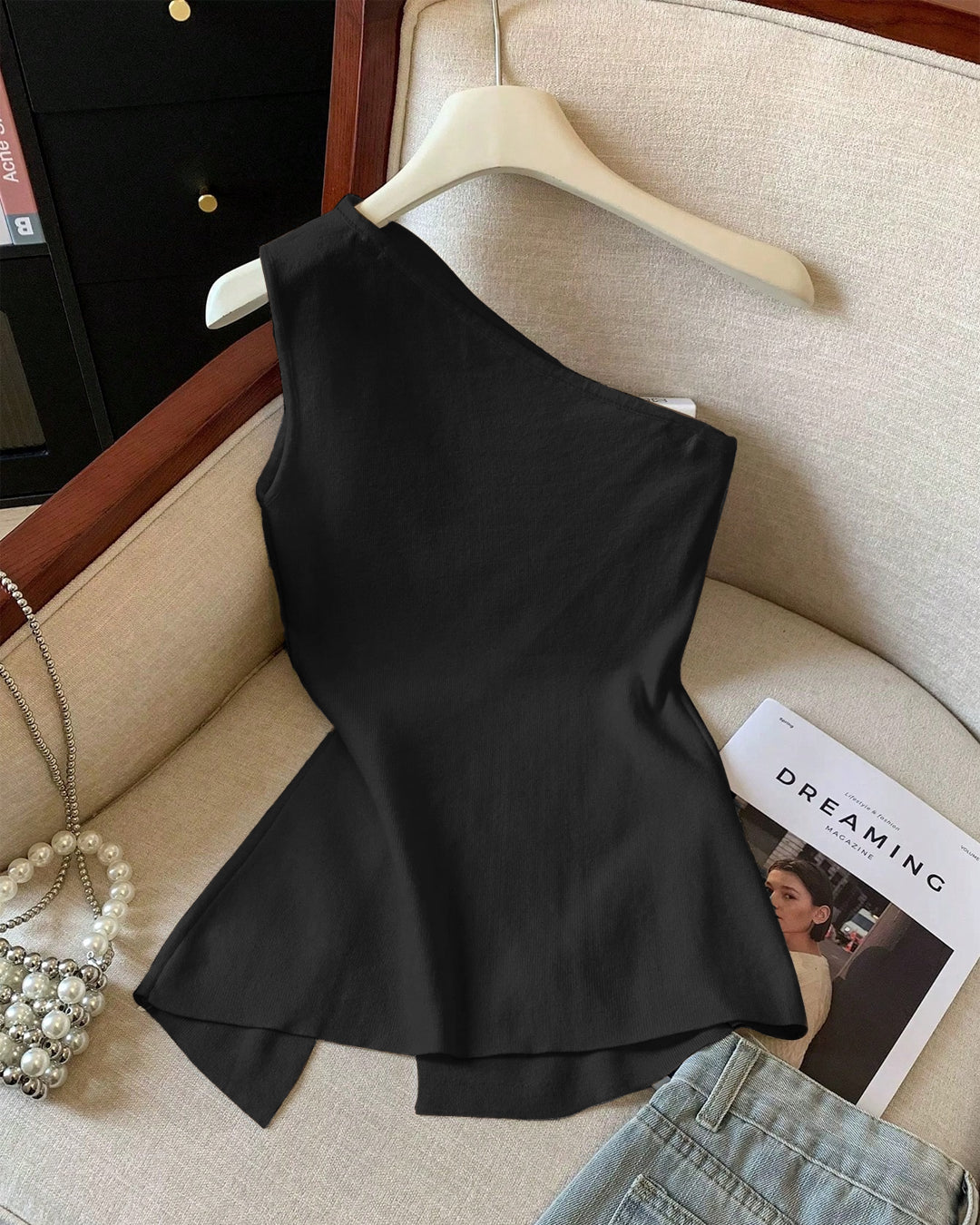 Sleeveless Side Slit Crop Top in Black