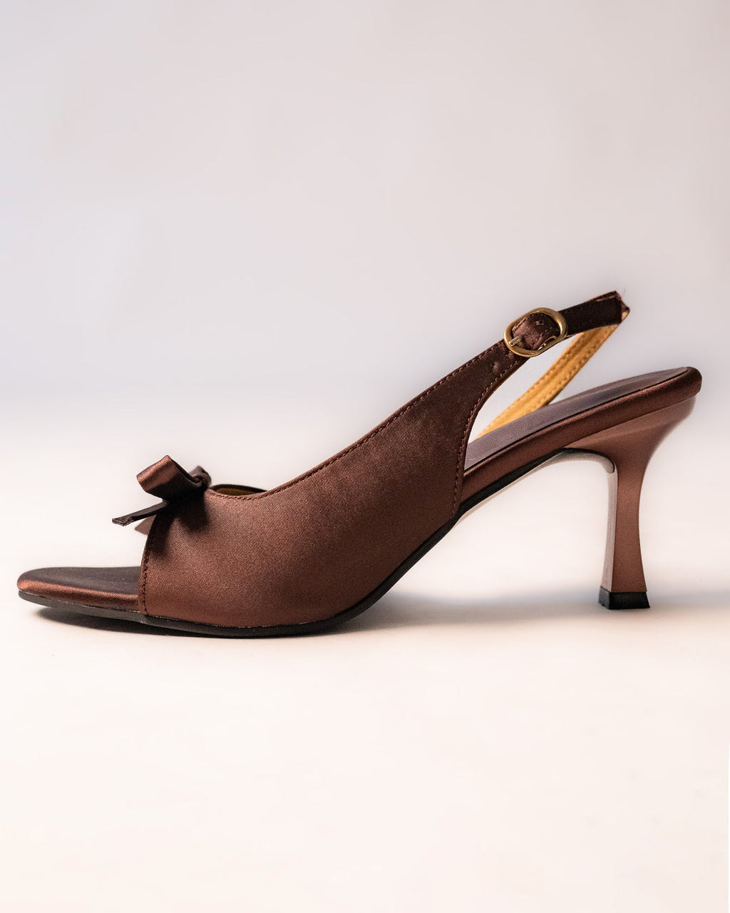 Minimalist  Bow Heels Sandals in Brown