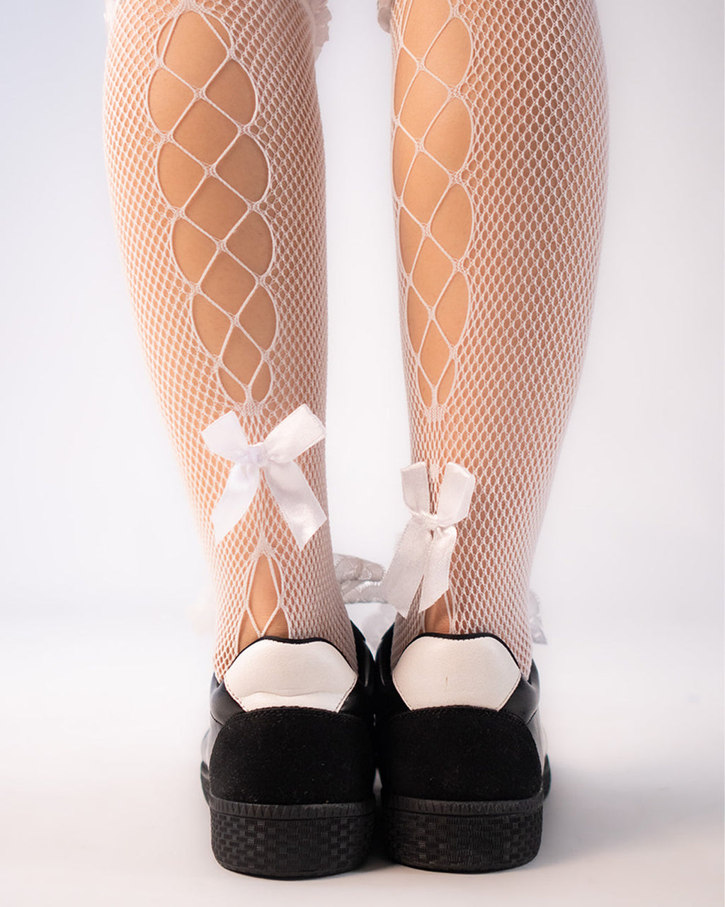 Classic Lace-Up Canvas Shoes In Black