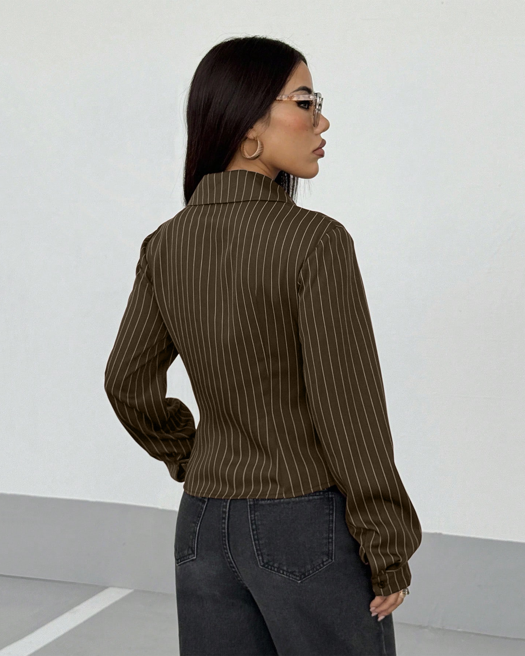 Retro Fitted Striped Shirt Top In Brown