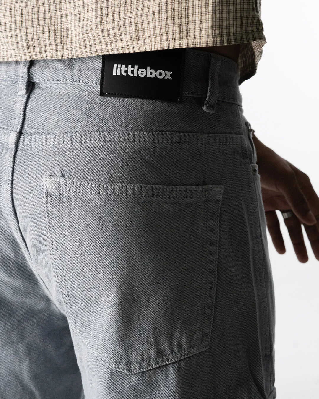 Men Regular Mid Rise Grey Jeans