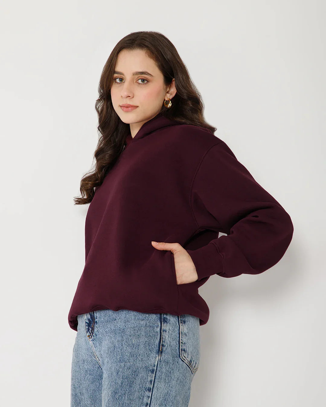 Womens Solid Drawstring Full Sleeve Hoodie in Wine