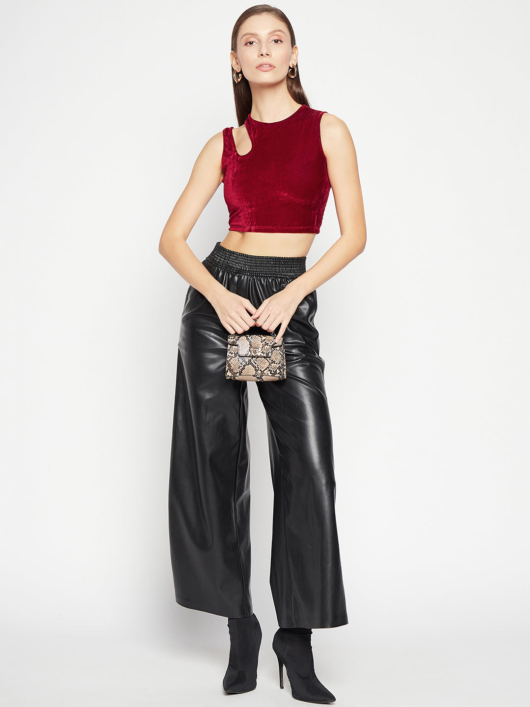Stretchable Velvet Shoulder Cutout Crop Top - Pinkkup