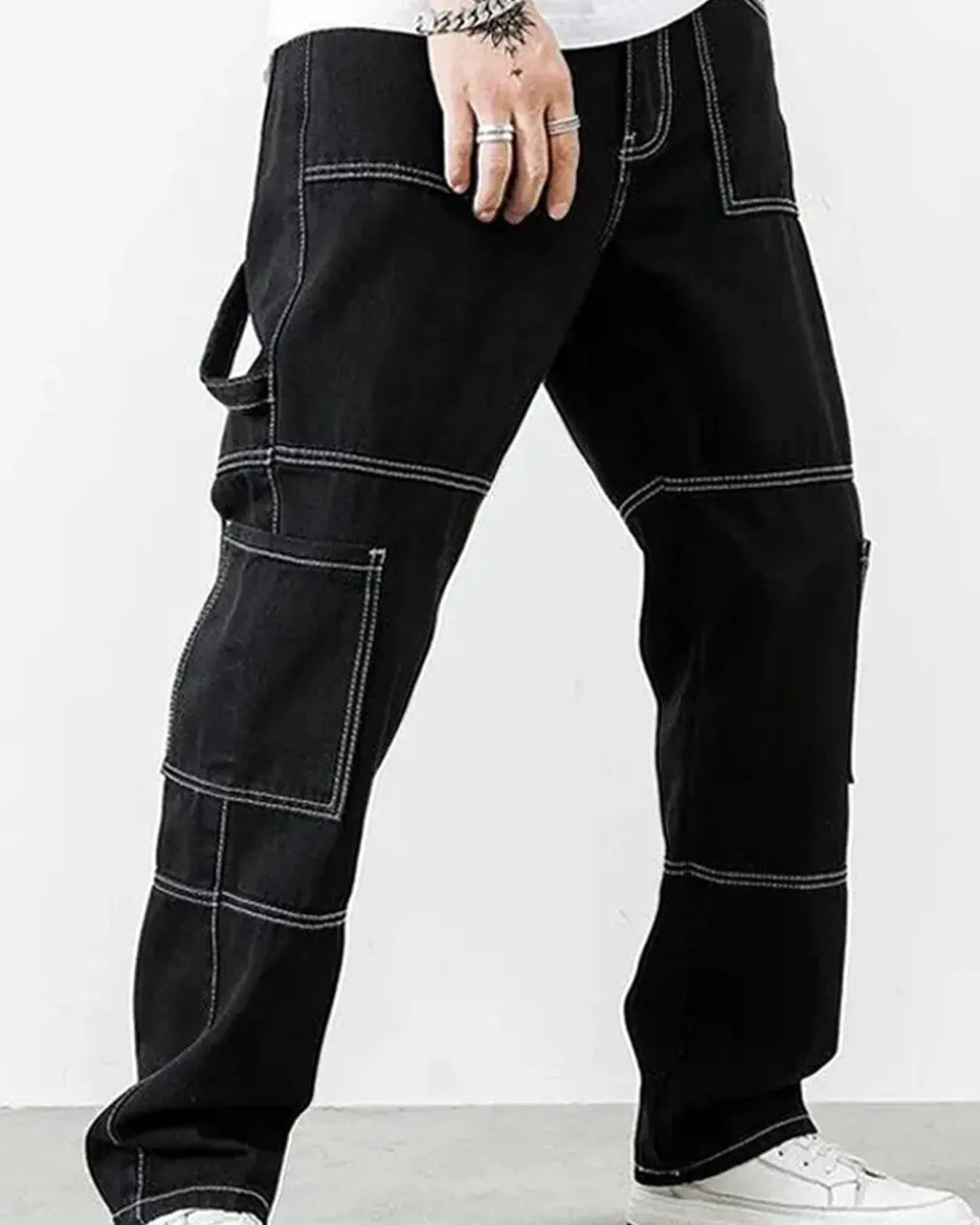 Men Contrast Stich Multiple Pockets Baggy Cargo In Black