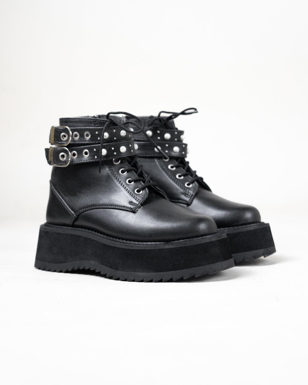 Off Duty Aesthetic Silver Studs Black Chunky Boots