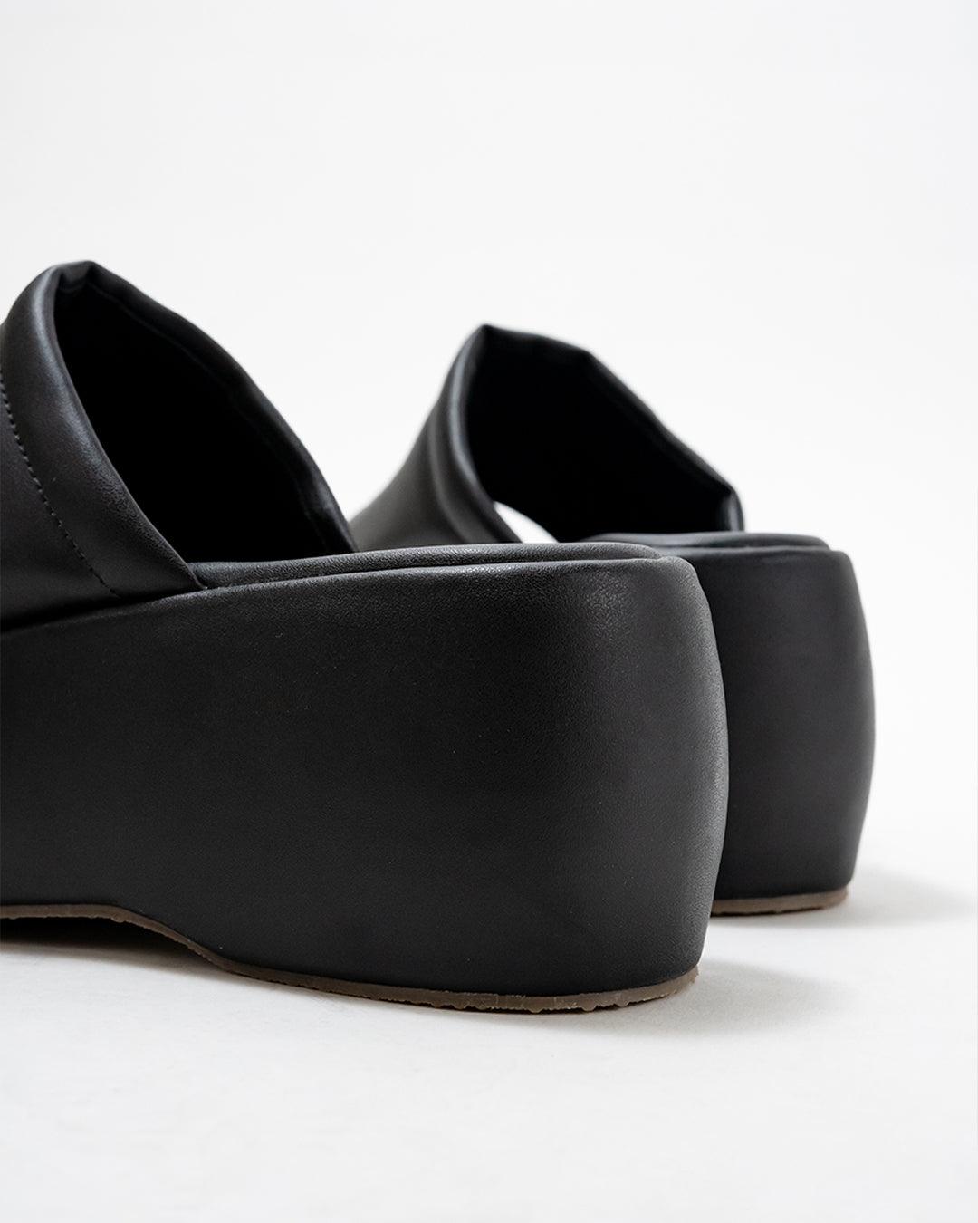 Vintage Vibe City Girl Black Platforms Footwear
