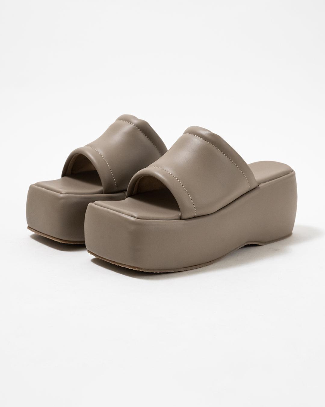 Vintage Vibe city girl mocha Platforms