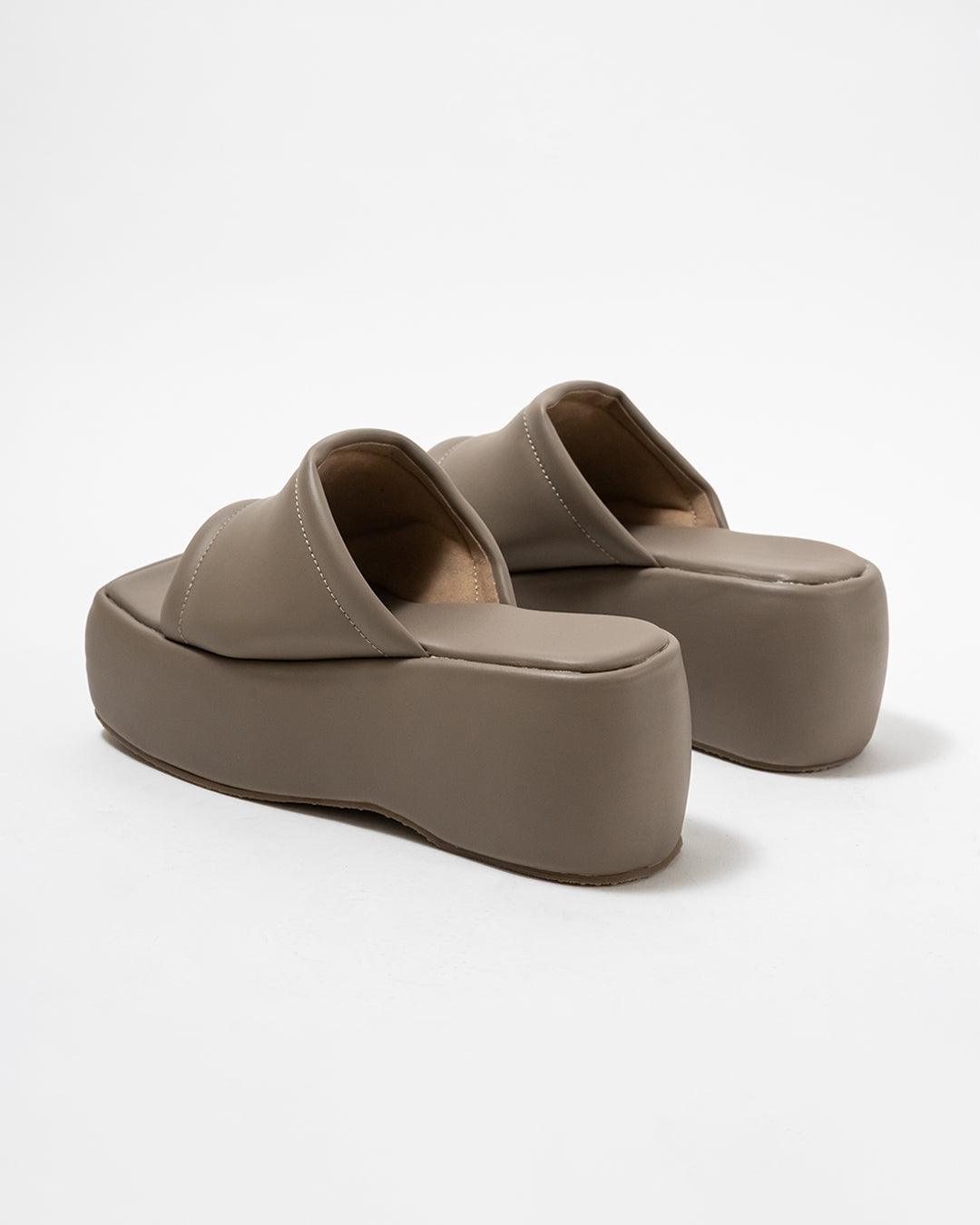 Vintage Vibe city girl mocha Platforms