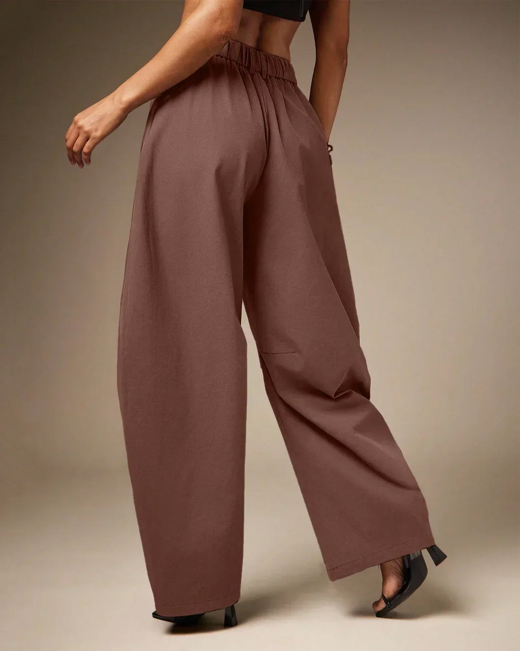 High-Waist Pleated Oversized Trousers in Brown