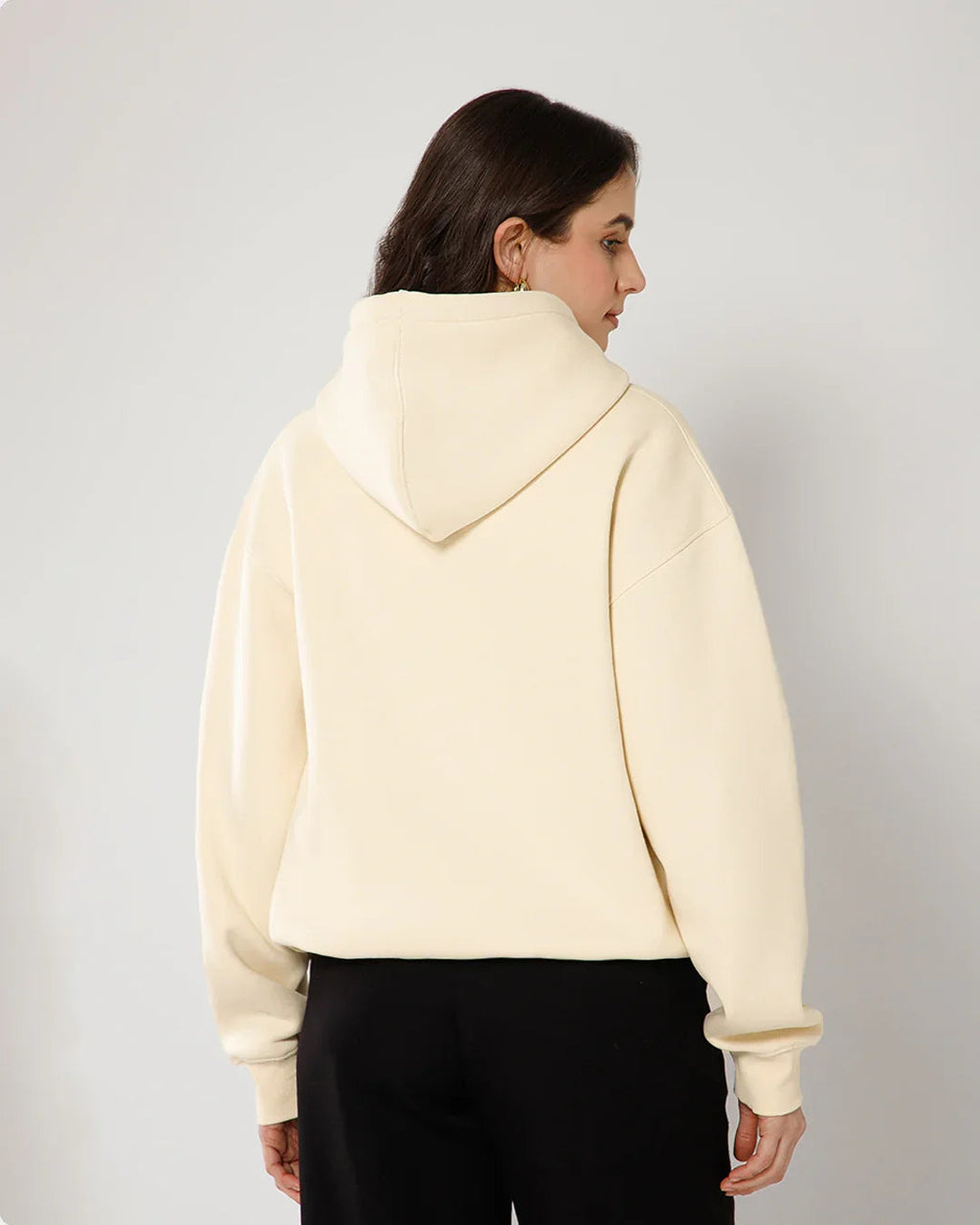 Womens Solid Drawstring Full Sleeve Hoodie in Cream