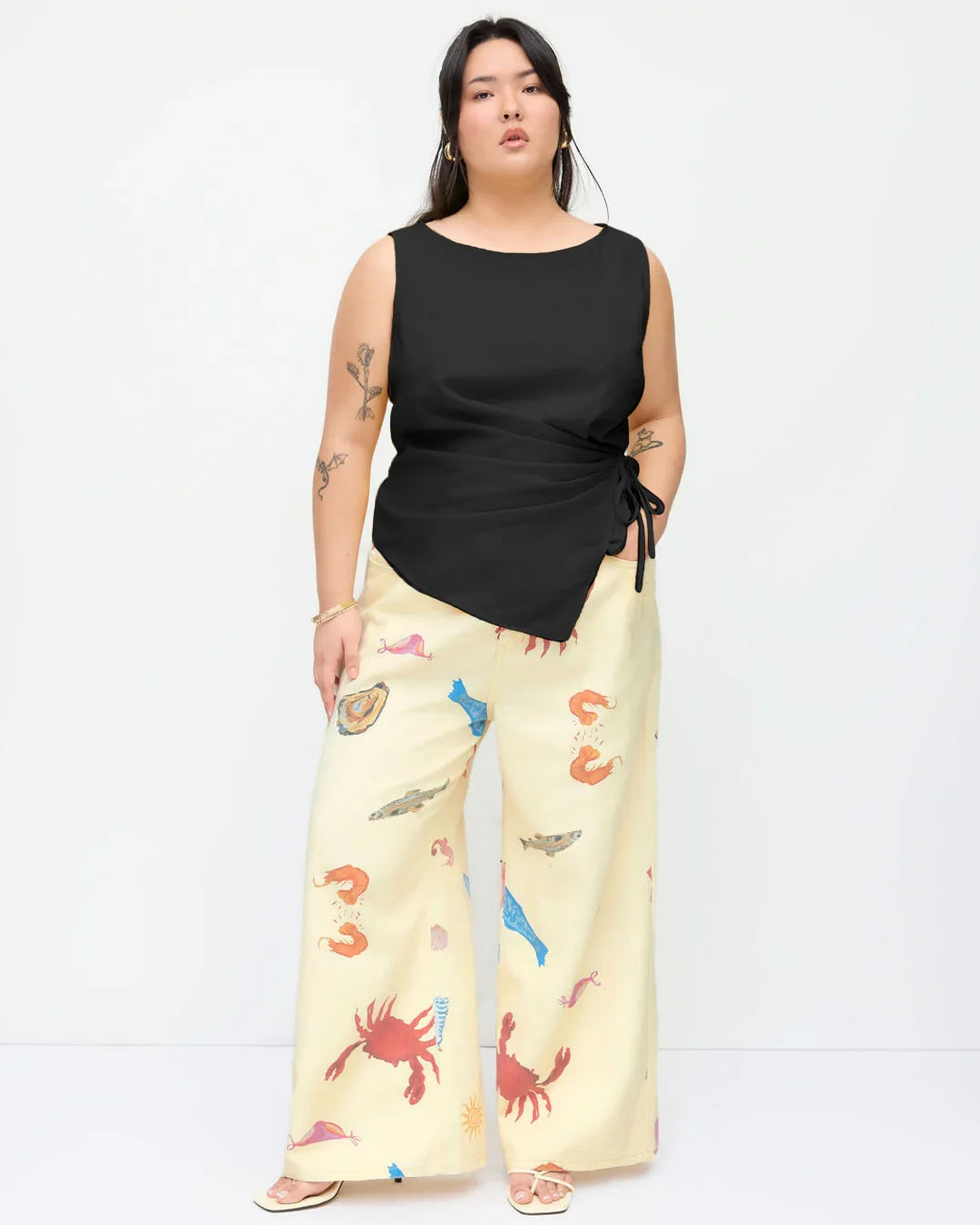 Boat Neck Knotted Ruched Tank Top Curve & Plus in Black