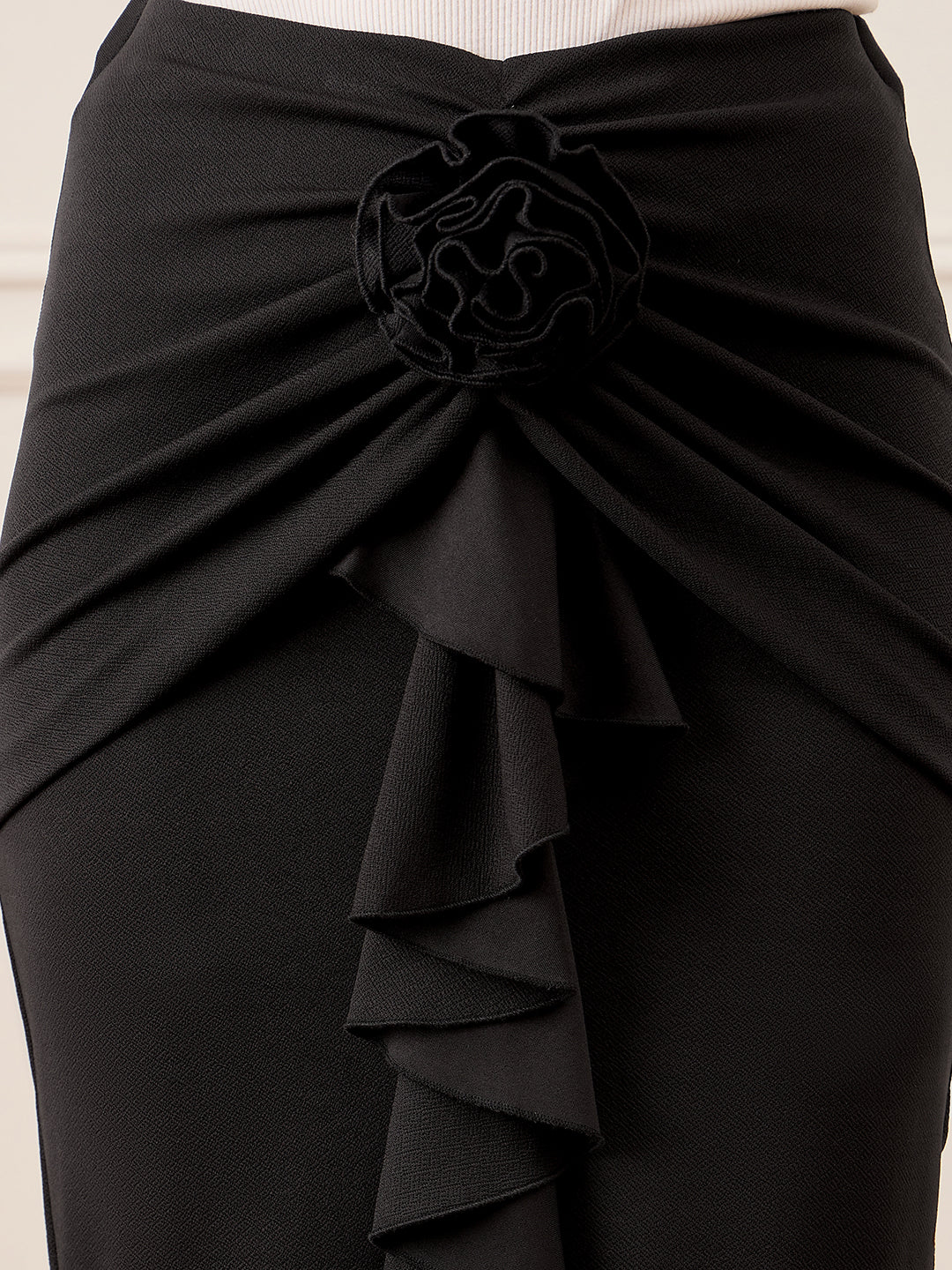Stretchable Ruffle Rosette Midi Skirt