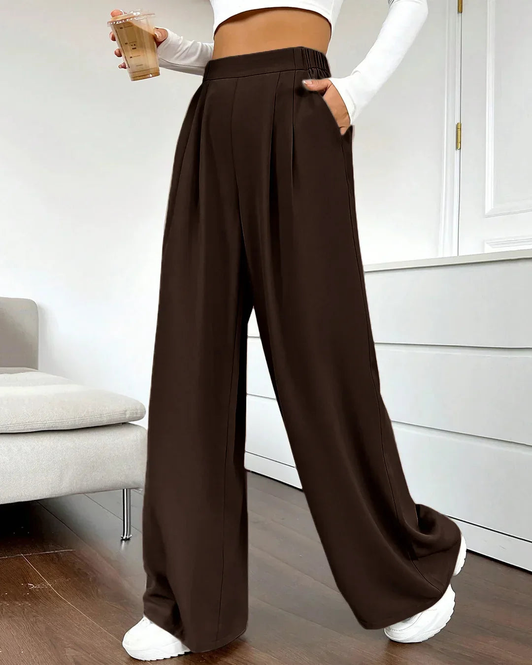 High-Rise Wide-Leg Trousers with Pockets in Coco