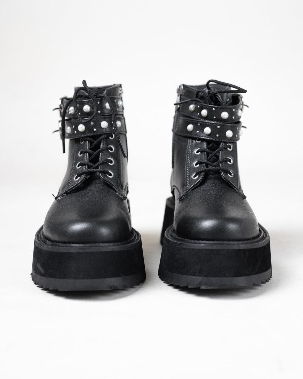 Off Duty Aesthetic Silver Studs Black Chunky Boots