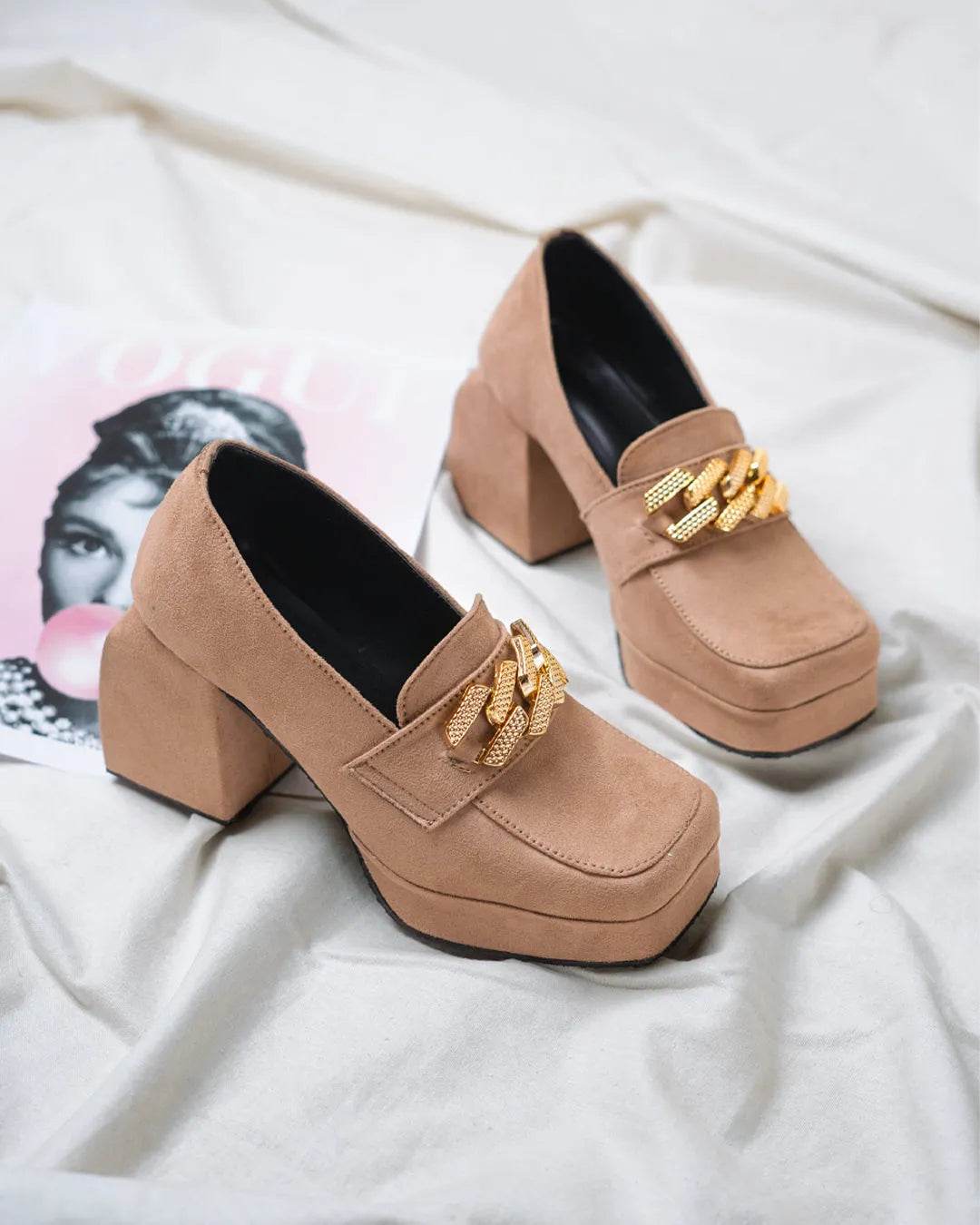 Rose Color Chain Detail Platform Shoes