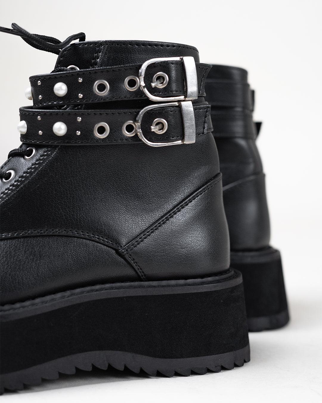 Off Duty Aesthetic Silver Studs Black Chunky Boots