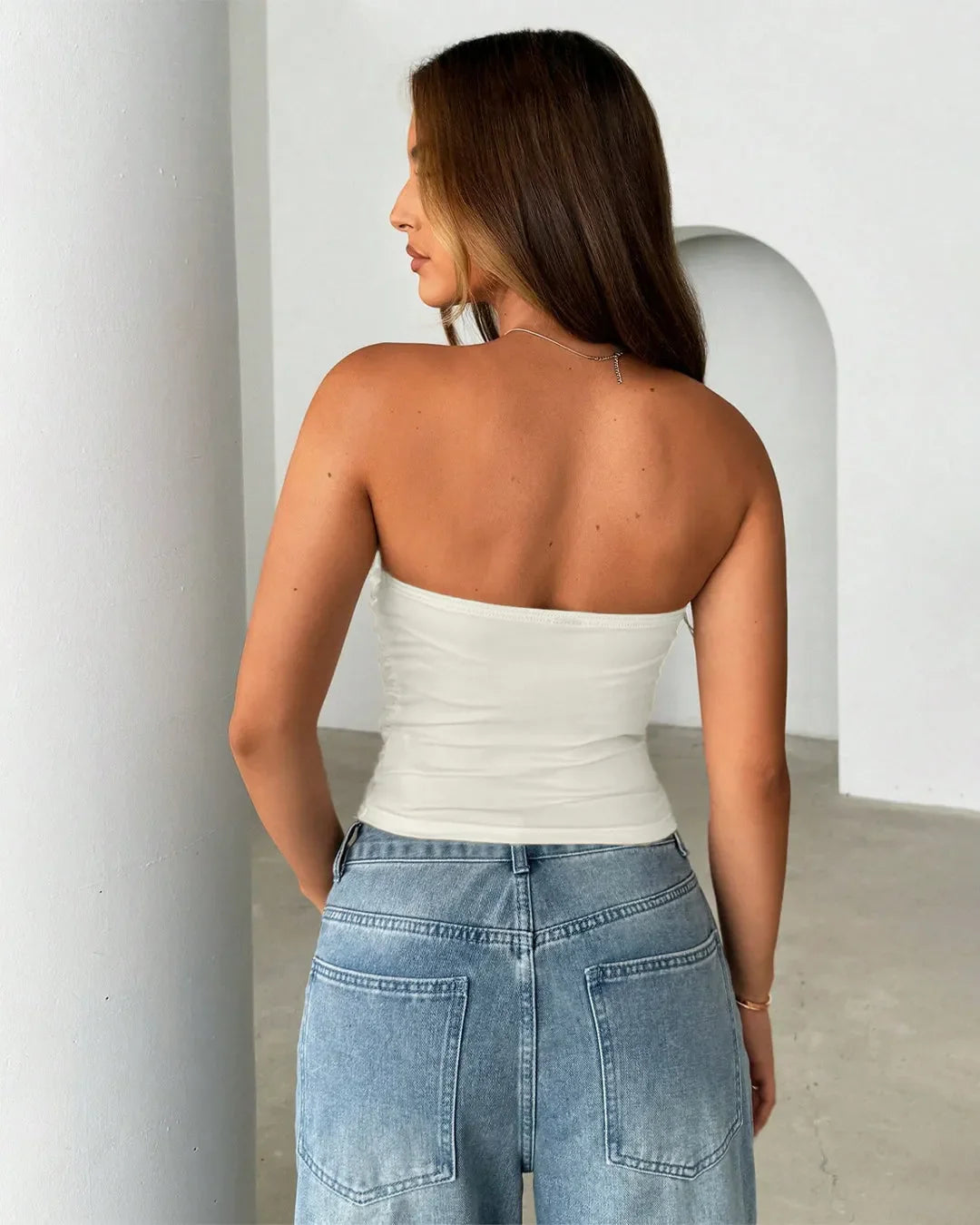 Sleek Fit Strapless Tube Top In Milky White