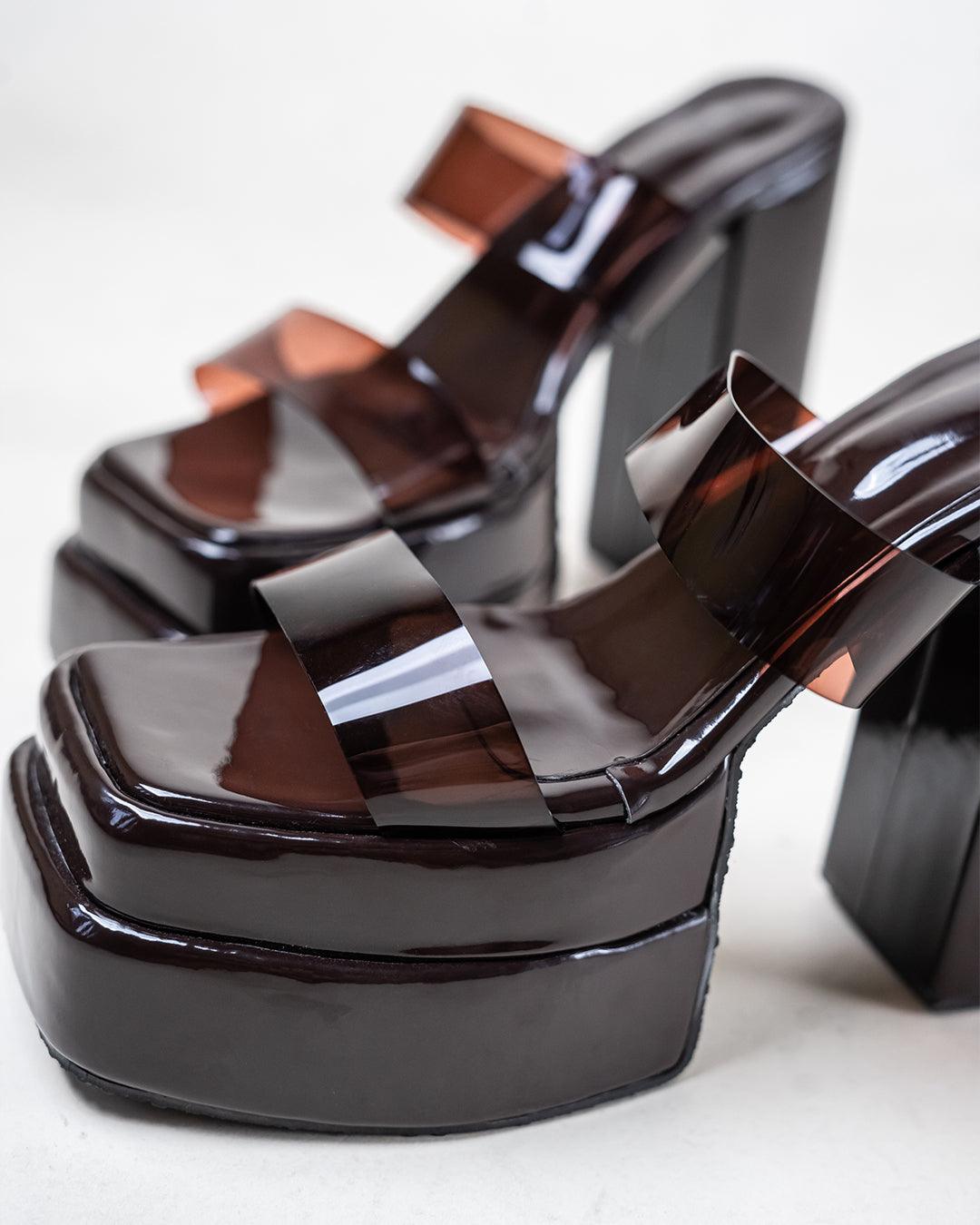 Minimal Aesthetics Summer Platform Heel