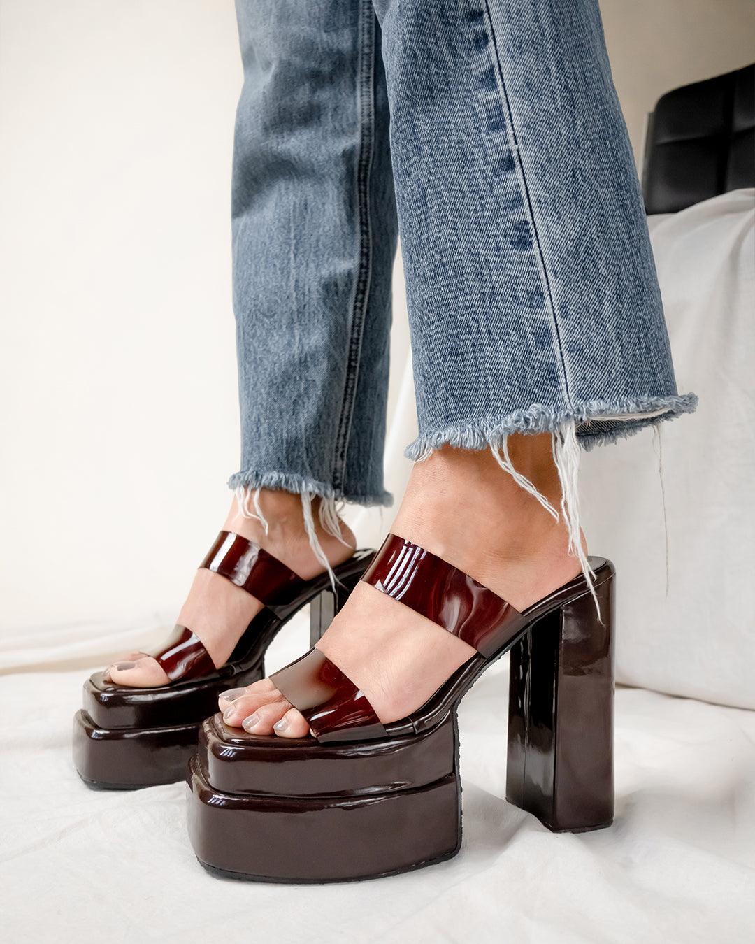 Minimal Aesthetics Summer Platform Heel