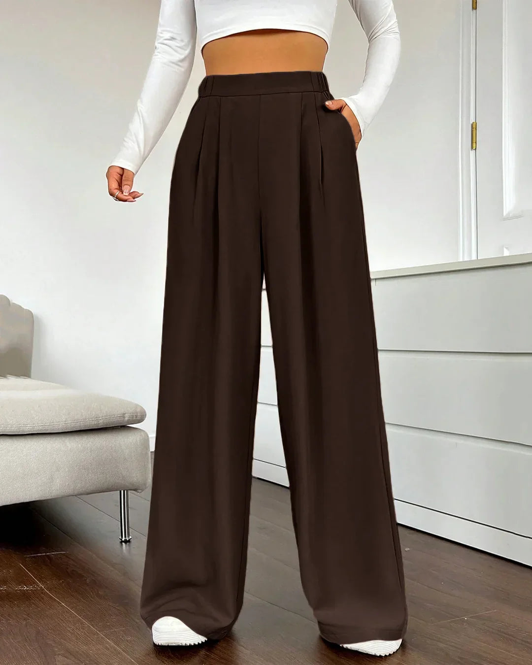 High-Rise Wide-Leg Trousers with Pockets in Coco