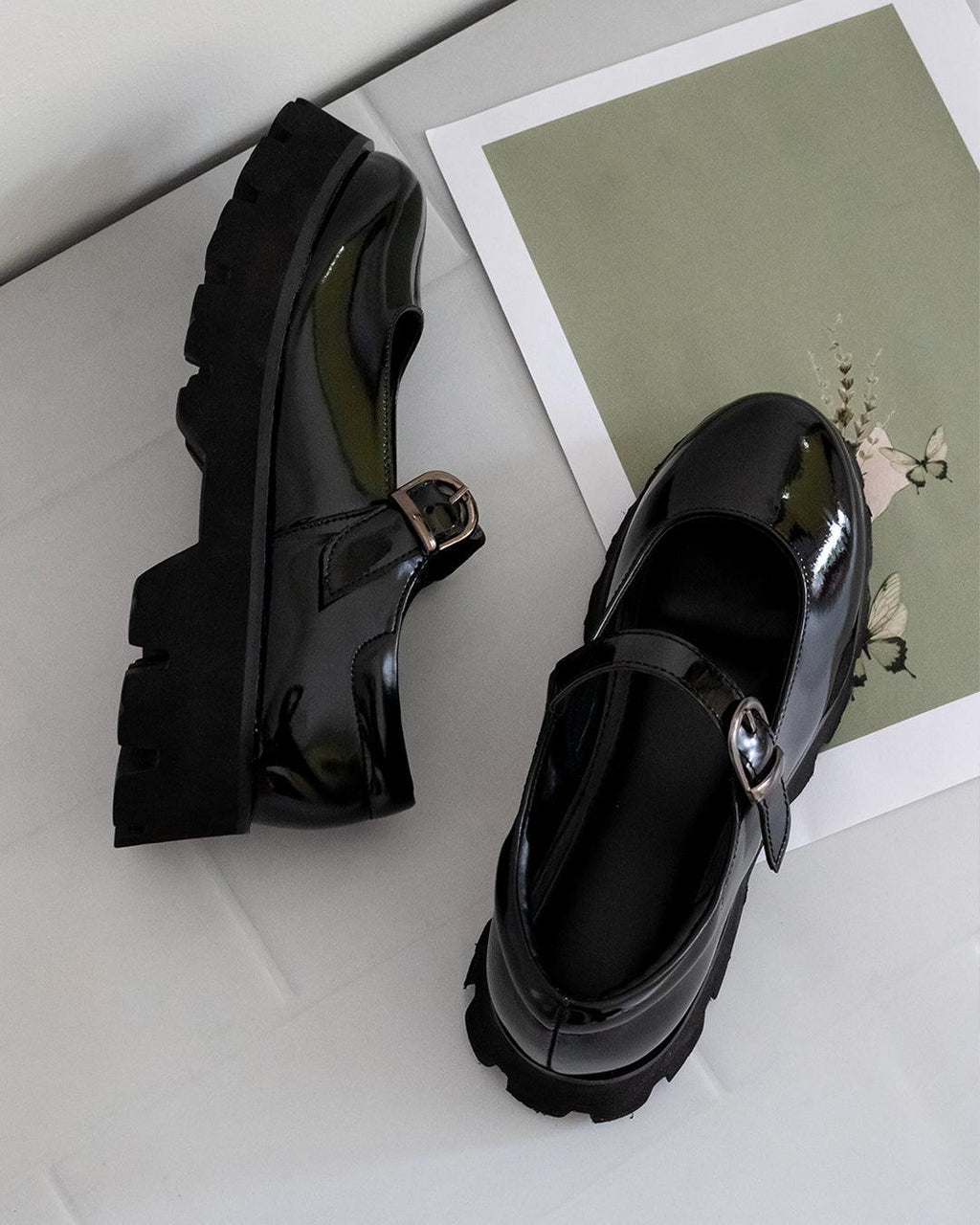 Black Buckle Shoes with Chunky Platform