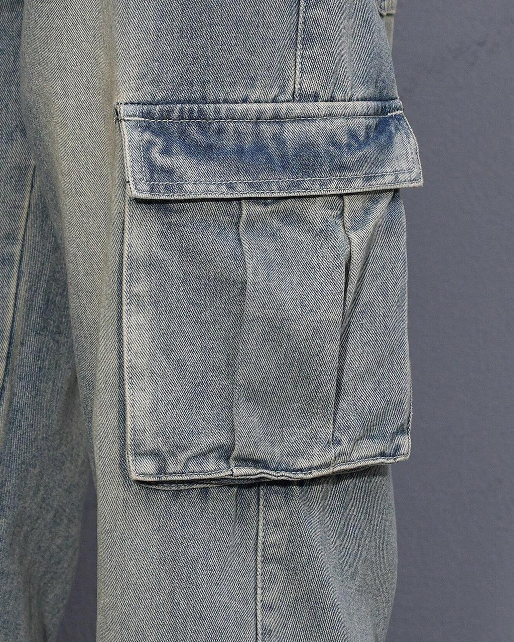 Men Casual Street Flap Pocket Loose Straight Leg Cargo Denim Jeans, Plain Long Distressed Straight Leg Cargo Light Blue