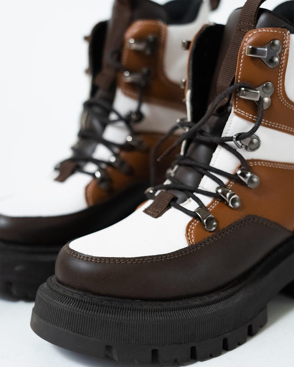 Off Duty Model Aesthetics Puffer Style Chunky Boot
