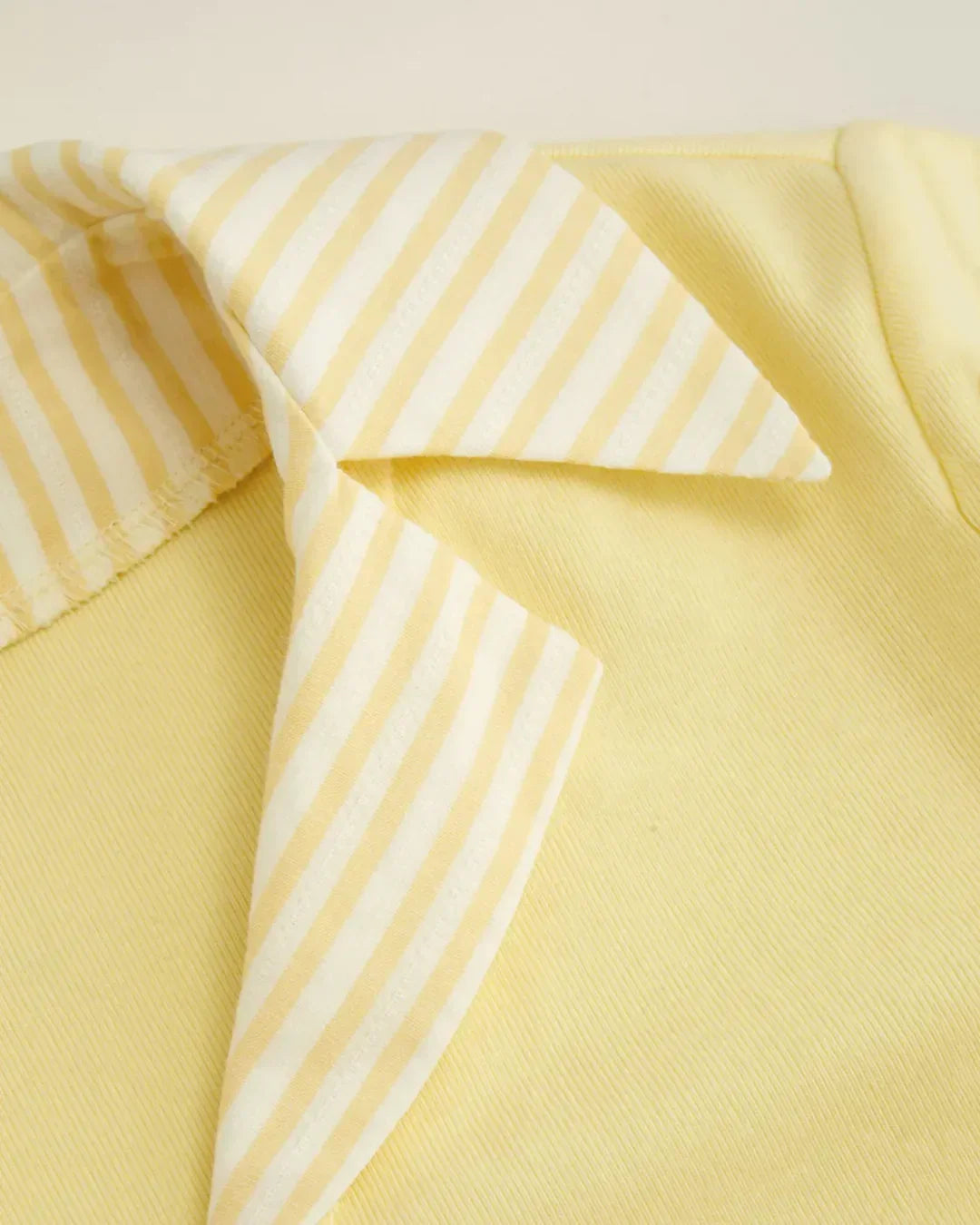 Collared Neck Stretch Short Sleeve Polo T Shirt in Yellow