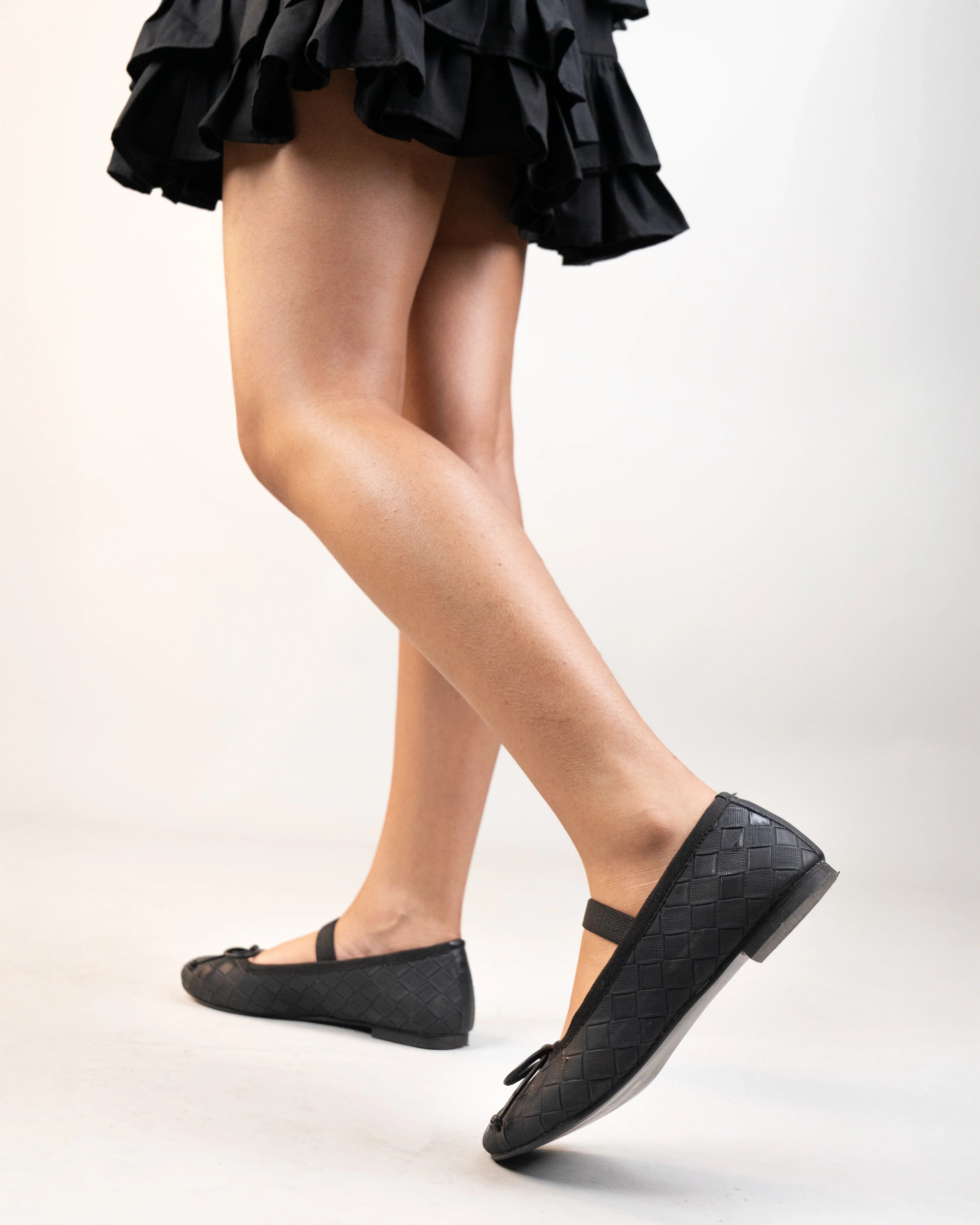 Mary Jane Cute Bow Round Toe Woven Ballerinas In Black