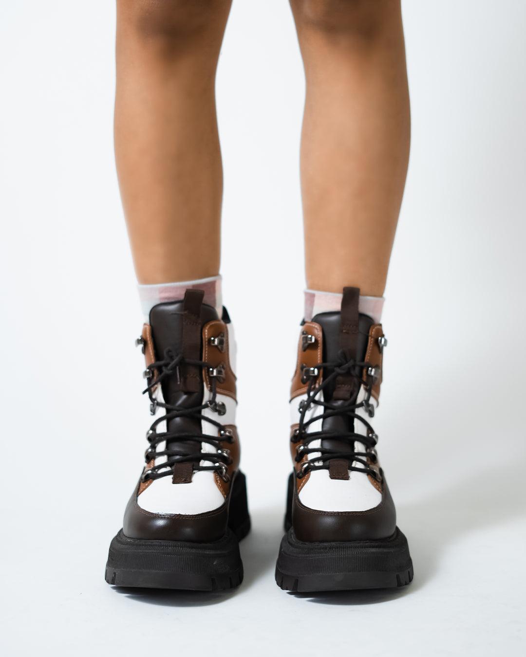 Off Duty Model Aesthetics Puffer Style Chunky Boot