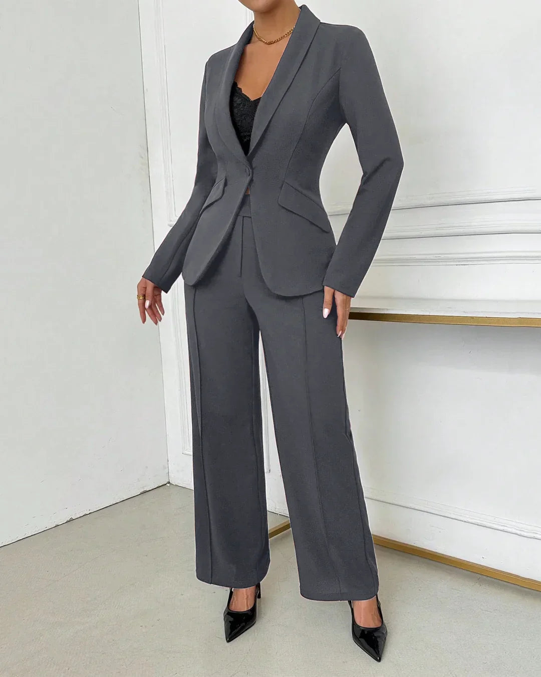 High-Waisted Trousers & Fitted Blazer Set in Dark Grey