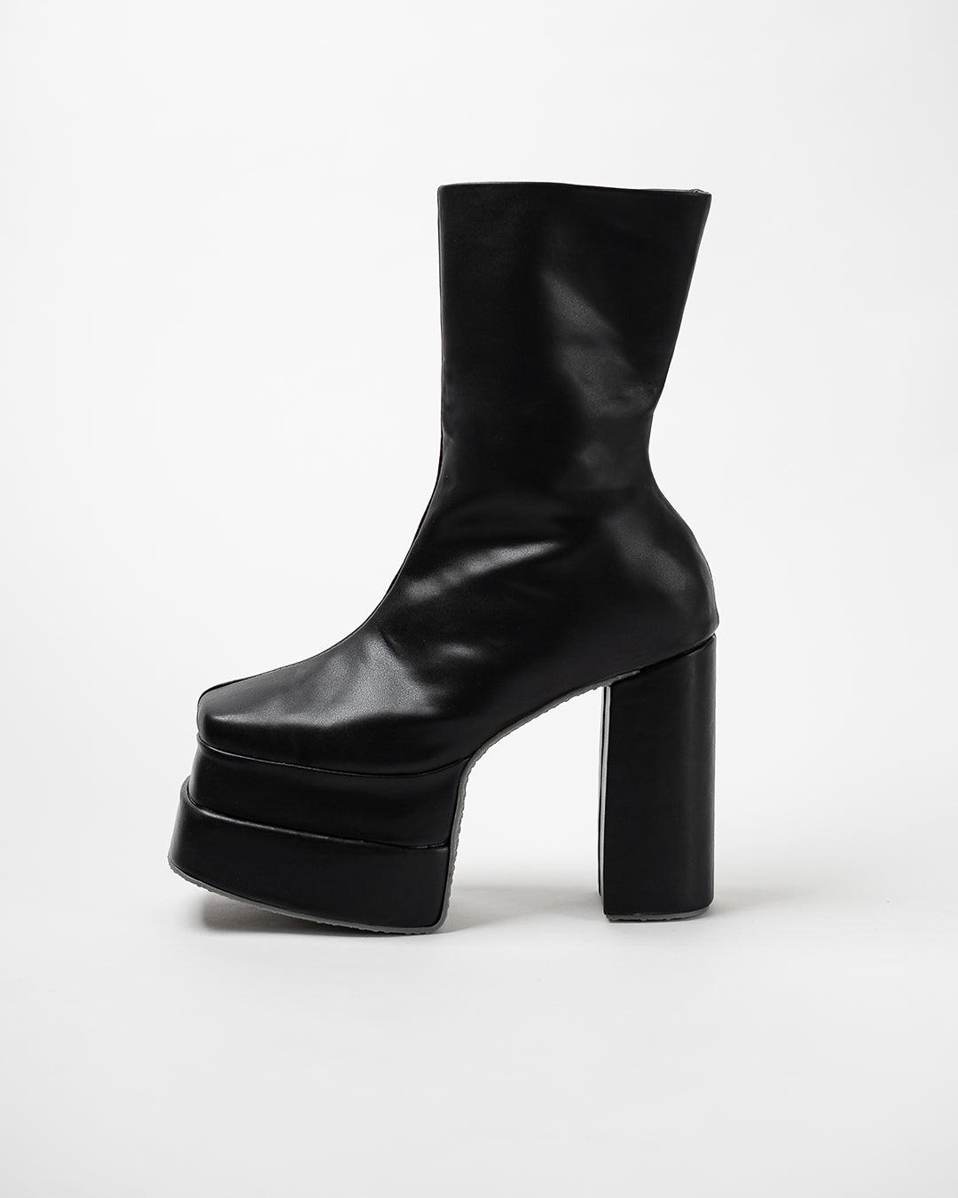 High Heel Platform Boots in Black