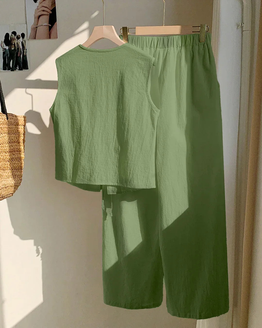 Light Pista Sleeveless Tie-Back Top & Wide-Leg Pants Co-Ord Set