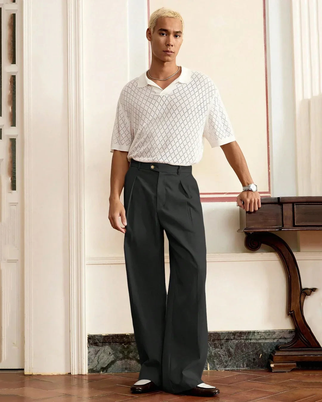 Men High-Waist Tailored Straight-Leg Trousers in Black