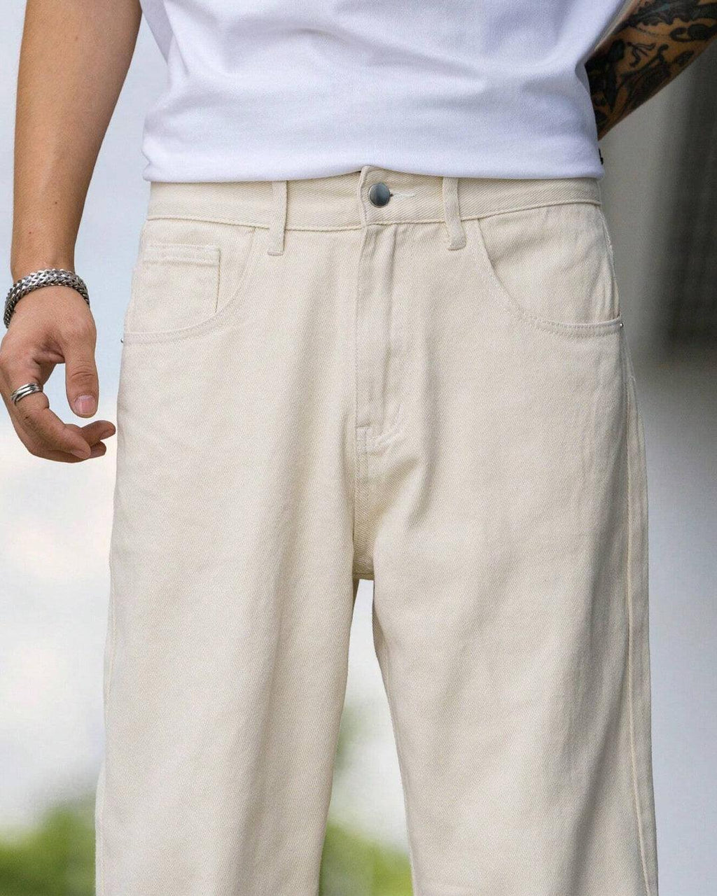 Men Relaxed Fit Mid Rise Beige Trouser