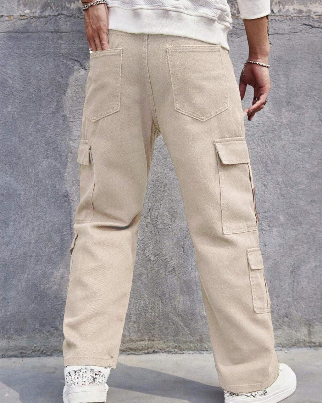 Men Stylish and Utilitarian Pocket Loose Fit Cargo Pant