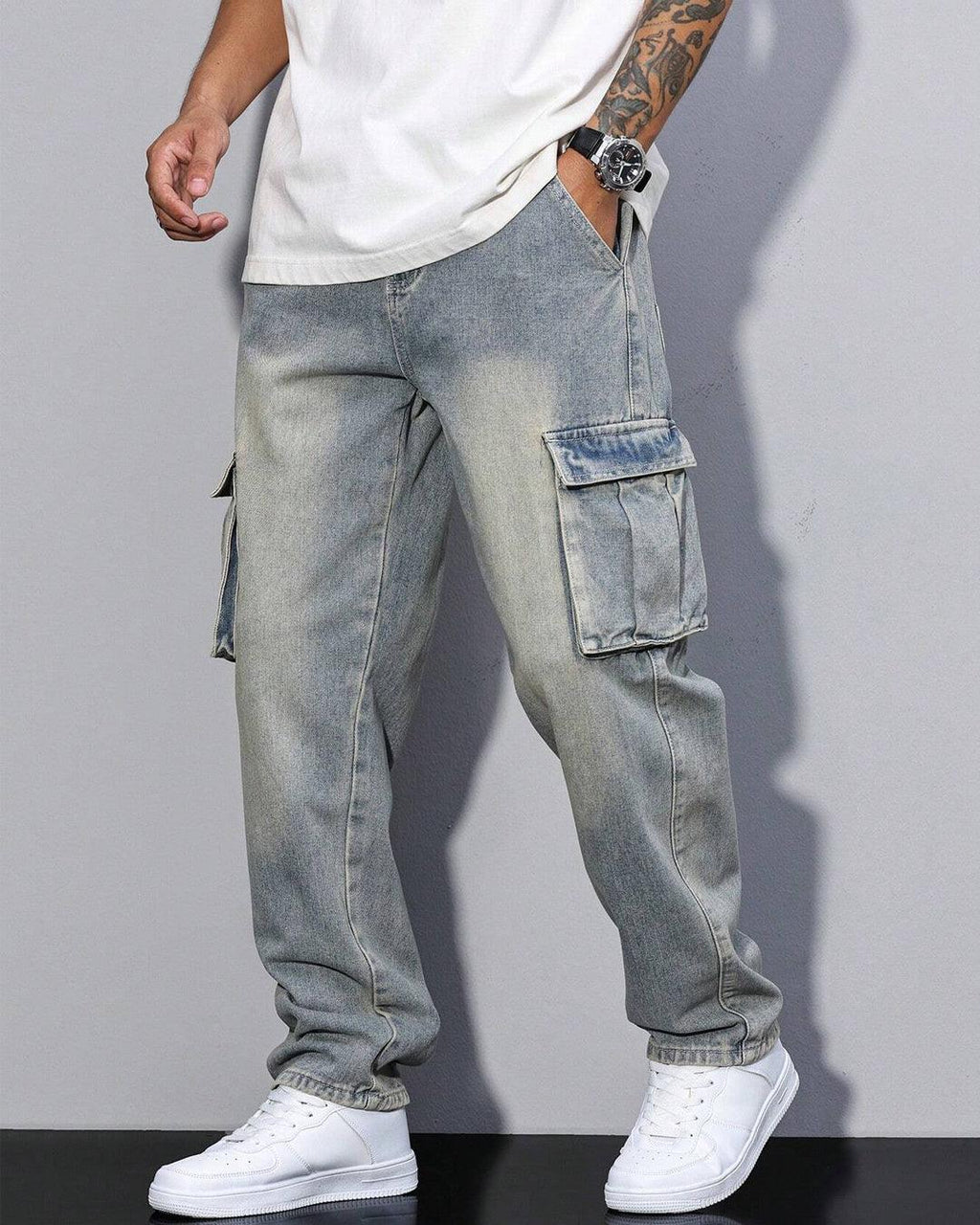 Men Casual Street Flap Pocket Loose Straight Leg Cargo Denim Jeans, Plain Long Distressed Straight Leg Cargo Light Blue