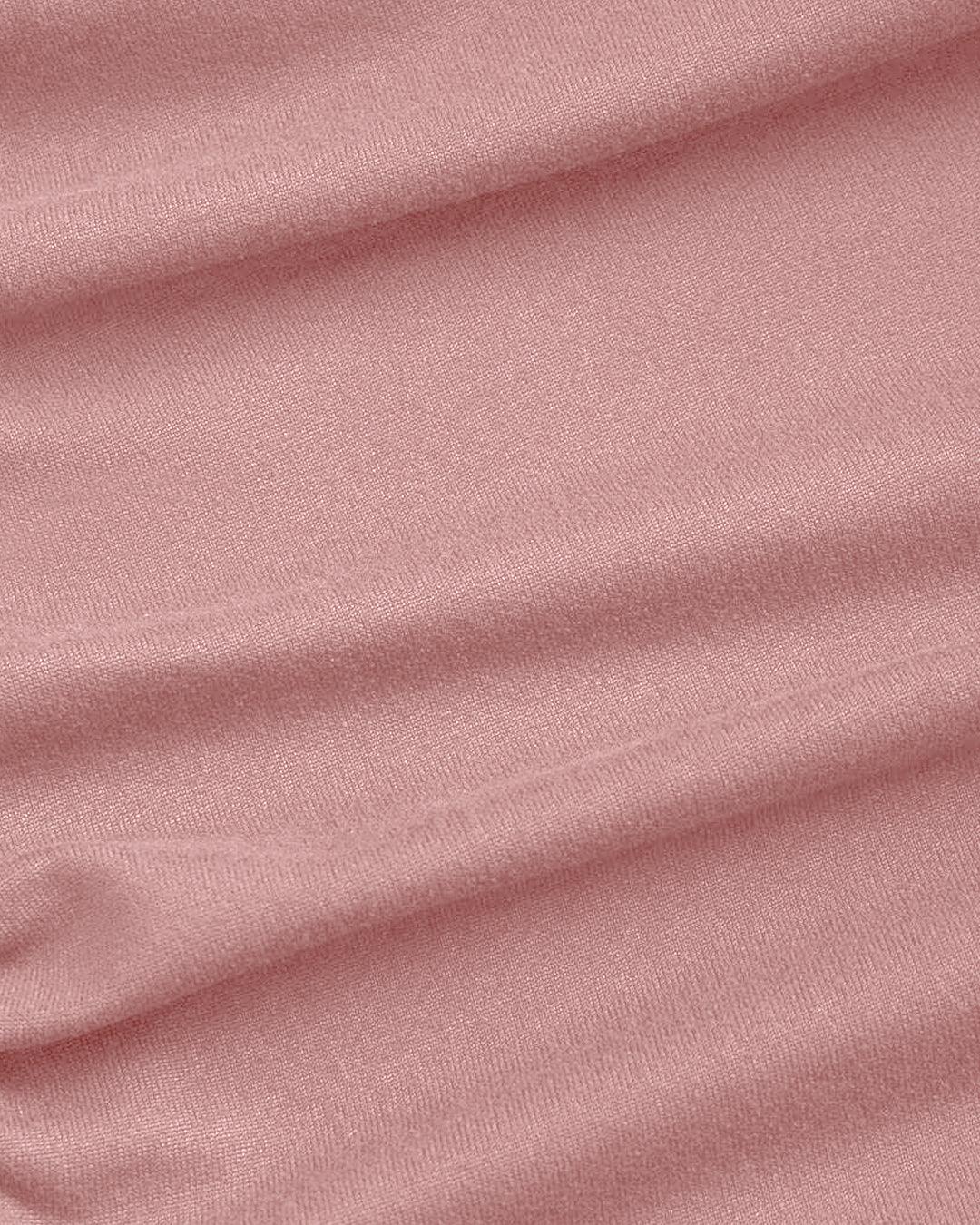 Plunge Neck Backless Halter Top And Slit Side Skirt Set In In Pink
