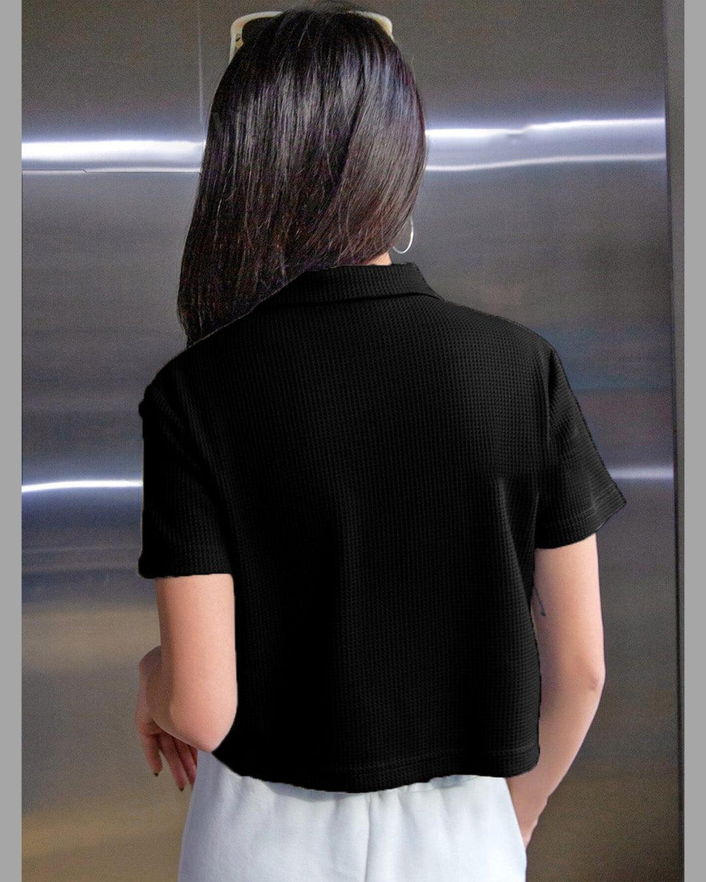 Ribbed Collared Half Sleeve Fitted T Shirt in Black
